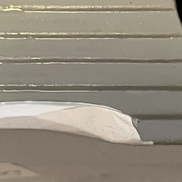 Dept 56 Snow Village – “Another Man’s Treasure” Lighted Garage w/accessories - Picture 13 of 16